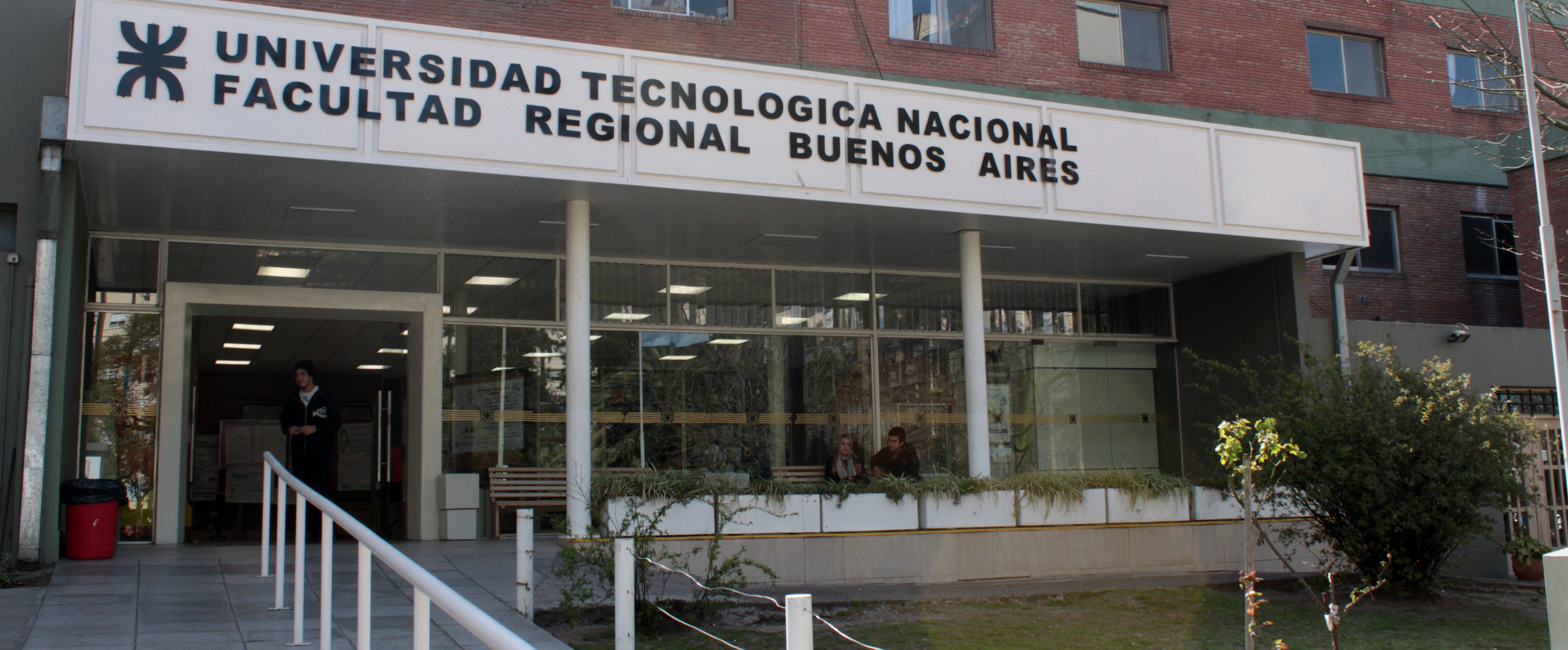 Universidad Tecnológica Nacional (UTN) : publica